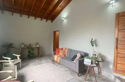 Casa com 5 quartos para alugar na Rua Professor Escolástica Maria De Jesus, Jardim Baronesa, Taubaté