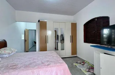 Chácara / sítio com 2 quartos à venda na Rua Madre Felicia, Zona Rural, Taubaté