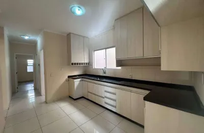 Casa com 3 quartos à venda na Avenida Shalom, Jardim Ana Rosa, Taubaté