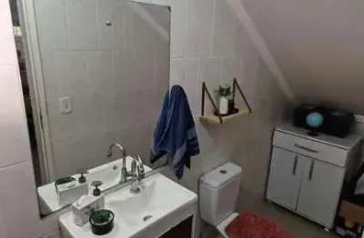 Casa com 2 quartos à venda na Avenida Oswaldo Barbosa Guisard, Jardim Gurilândia, Taubaté