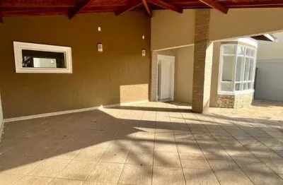 Casa com 3 quartos à venda na Rua Um, Esplanada Independência, Taubaté