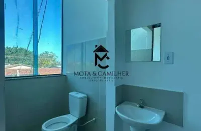 Casa comercial à venda na Avenida dos Bombeiros, Jardim Garcez, Taubaté