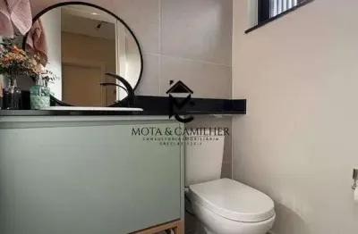 Sobrado de alto padrão com varanda gourmet disponível venda em condomínio.