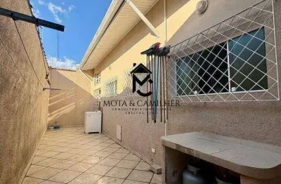 Casa em via pública com 3 dormitórios sendo 1 suíte master à venda em taubaté.