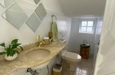 Casa com 3 quartos à venda na Rua dos Lírios, Campos Elíseos, Taubaté