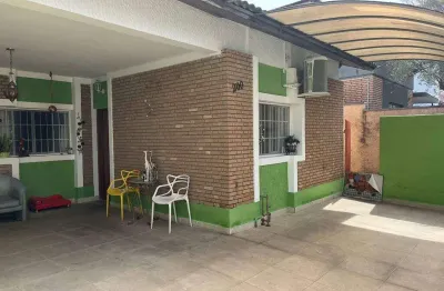 Casa com 3 quartos à venda na Rua Joaquim Tavares, Santa Rita, Taubaté