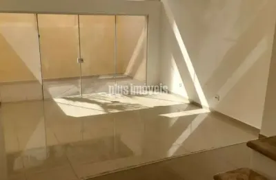 Casa com 3 quartos para alugar na Rua Itapacurai, 245, Panamby, São Paulo
