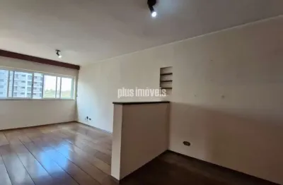 Excelente localização, próximo a 2 estações do metro linha lilas