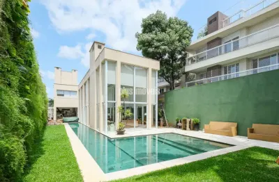 Casa assobradada 4 quartos 3 suites 2 vagas na vila madalena