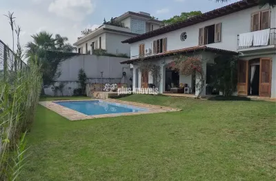 Cidade jardim 540.m² área construída, 700,0m² área de terreno, 4 quartos,  sendo, 2 suítes, 7 vagas