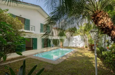 Panamby próximo ao colégio pio xii,  318,0m²ac - 438,0m² área de terreno - 3 dorms suíte 4 vagas