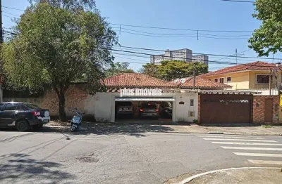 Ótima casa térrea muito bem conservada no jardim helga campo limpo