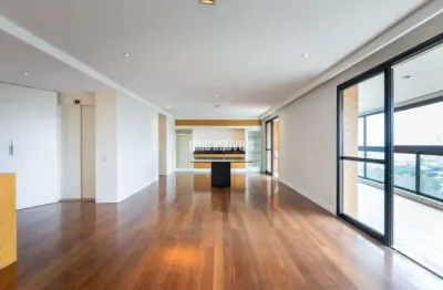 Villaggio panamby -  192,41m²au  3 suítes - 4 gar, depósito - terraço gourmet voltado para o bosque.