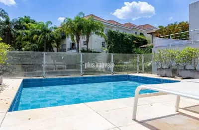 Casa em condomínio  com 3 suítes 4 gar - churrasqueria ,piscina, jardim