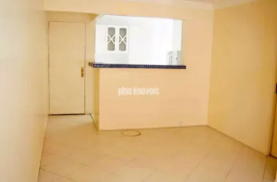 Apartamento impecável próximo de farto comércio e serviços