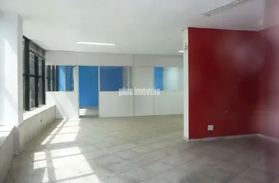 Próximo ao shopping jardim sul!   área de 346,0m² distribuídos em 2  andares com várias salas
