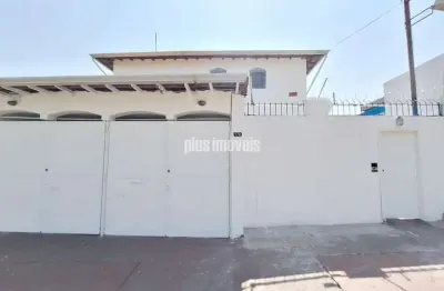 Excelente sobrado próximo ao colégio santo américo 234,om², 281,0m² área de terreno