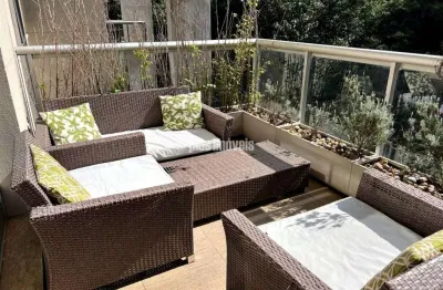 Apartamento com 2 dorms, suíte , 3 vagas de gareagem
