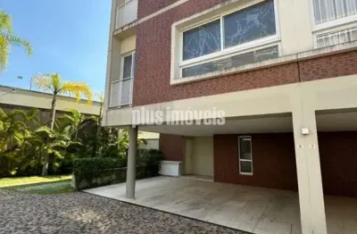Casa em condomínio fechado, área privativa: 320,0m², 4 suítes, 3 vagas