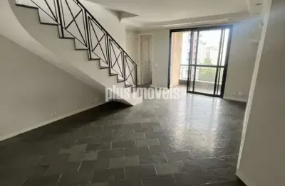 Cobertura duplex, com churrasqueira, e com bastante aréa livre coberta 3 vagas