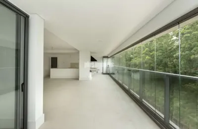 Apartamento para venda com 3 quartos, sendo 3 suítes, 186m²