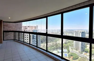 Villaggio panamby -  192,41m²au  4 suítes - 4 gar, depósito - terraço gourmet voltado para o bosque.