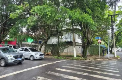 Terreno em excelente ponto comercial no bairro de pinheiros