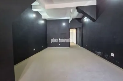 Ideal para o seu negócio, com muito potencial e excelente localização, inclusive é possível residir