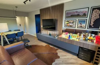 Fantastico apartamento em moema totalmente mobiliado e decorado.