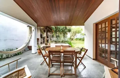.casa com 4 quartos e 4 banheiros à venda, 316 m² por r$ 2.700.000