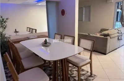 Apartamento com 2 quartos à venda, 80m² - real parque