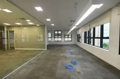 Conjunto comercial no itaim bibi - 95m² úteis | 205m² totais | mobiliado
