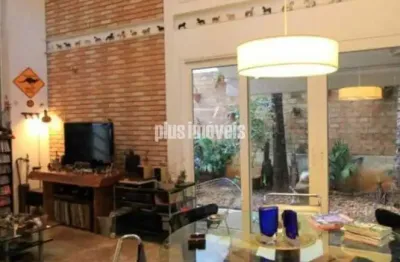 Casa em condomínio fechado com 4 quartos à venda na Rua Aldo de Azevedo, 38, Vila Madalena, São Paulo