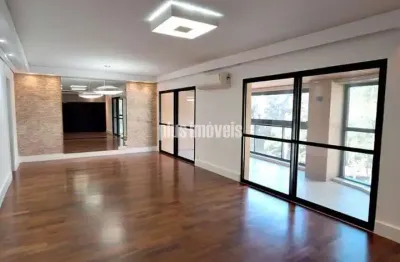 Villaggio panamby!  160,78m²au  4 dormitórios 2 suítes, 3 gar - living amplo voltado para o bosque.