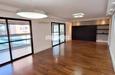 Villaggio panamby!  160,78m²au  4 dormitórios 2 suítes, 3 gar - living amplo voltado para o bosque.