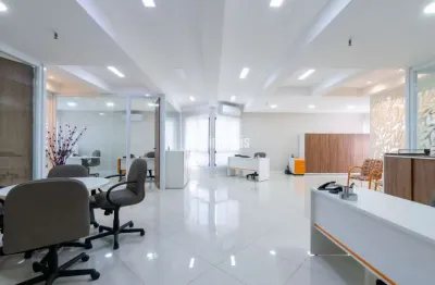 Conjunto comercial para venda ao lado do portal do morumbi , 114m², 4 wc e 4 vagas