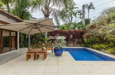 Panamby! casa no condomínio condominio vila verde para venda com 4 quartos, sendo 3 suítes, 500m²