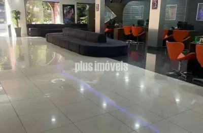 Predio comercial ao lado  estação  do metro borba gato  18 vagas
