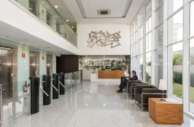 Sala comercial para alugar na Avenida Lavandisca, 777, Moema, São Paulo