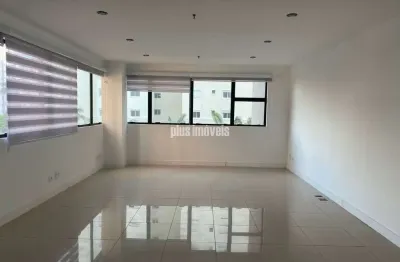 Sala comercial com 1 sala para alugar na Alameda Iraé, 620, Moema, São Paulo