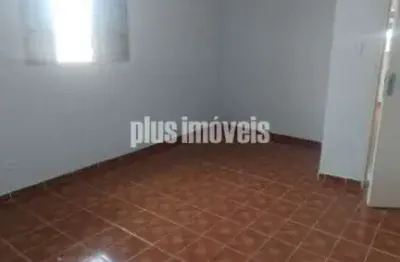 Locação: casa térrea, descubra uma ótima oportunidade no coração de itapecerica da serra - centro