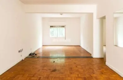 Localizado em uma das melhores ruas dos jardins, a 250 metros do metrô oscar freire, conforto, espaç