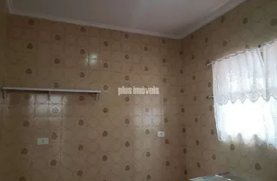 Casa com 2 quartos para alugar na Rua Pedro de Sousa Campos Filho, 177, Alto de Pinheiros, São Paulo