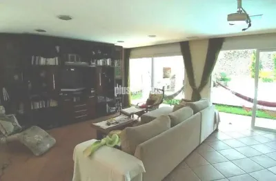 Sobrado Residnecial 4 Dormitorios em Planalto Paulista 200m2