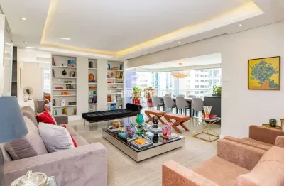 Apartamento com 3 quartos à venda na Avenida Ibijaú, 248, Moema, São Paulo