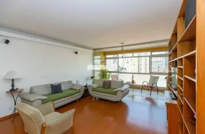 Apartamento 140 m2 ,reformado , vila mariana ,3 dormitórios sendo 1suite, 2 vagas de garagem ,metro