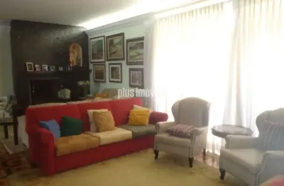 Casa com 5 quartos à venda na Rua Comandante Ismael Guilherme, 457, Jardim Luzitânia, São Paulo
