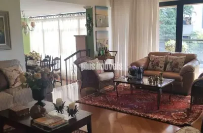 Apartamento 225 m², perdizes,  4 dormitórios sendo 2 suítes , 3 vagas de garagem  ,