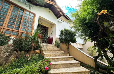 Casa com 338m², 4 suítes, área gourmet com churrasqueira e piscina, no city américa em sp
