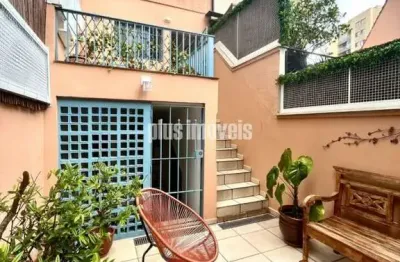 Casa com 2 quartos à venda na Rua Bergamota, 488, Alto da Lapa, São Paulo